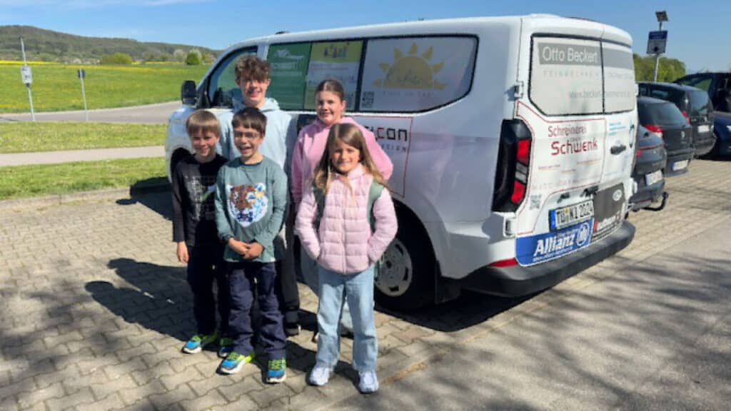 Jungbläser auf dem Weg zum Festival in Herrenberg